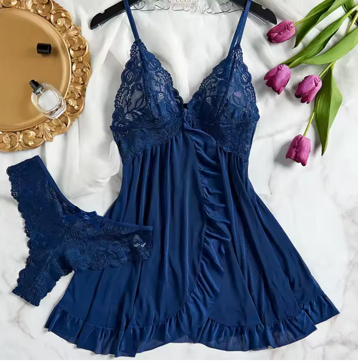 Sweet temptation lace slip